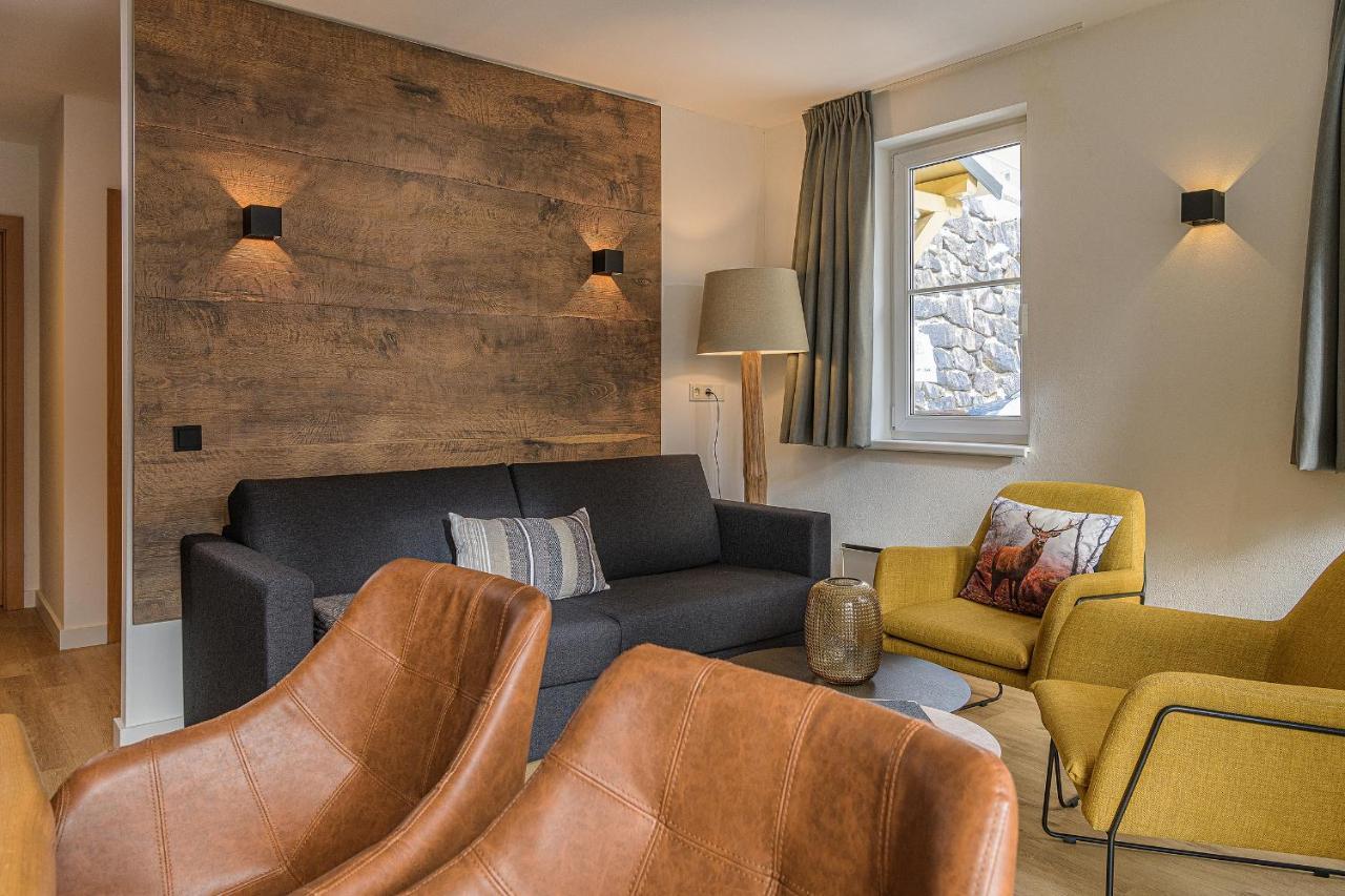 Alpenparks Apartment & Ferienresort Rehrenberg フィーホーフェン エクステリア 写真
